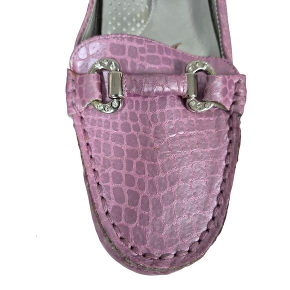 White Mountain Lavender Pink Metallic Embossed Croc Driving Loafers Sz 9 NWOT - Picture 3 of 8